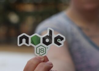 Backend Geliştirme İçin Laravel Mi Node.js Mi? Hangi Seçim Daha İyi?