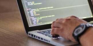 HTML CSS İle Sticky Header Oluşturma: Kullanımında Dikkat Edilmesi Gerekenler